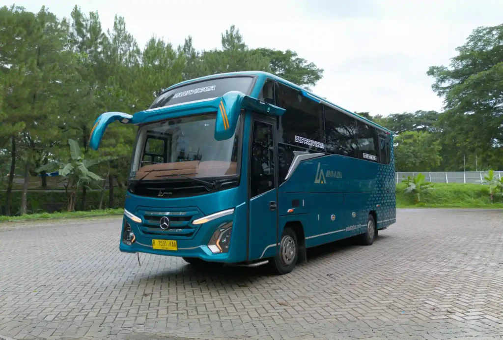 promo sewa bus pariwisata medium murah